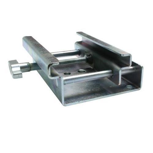 Doughty clamps Doughty Marquee Clamp 1