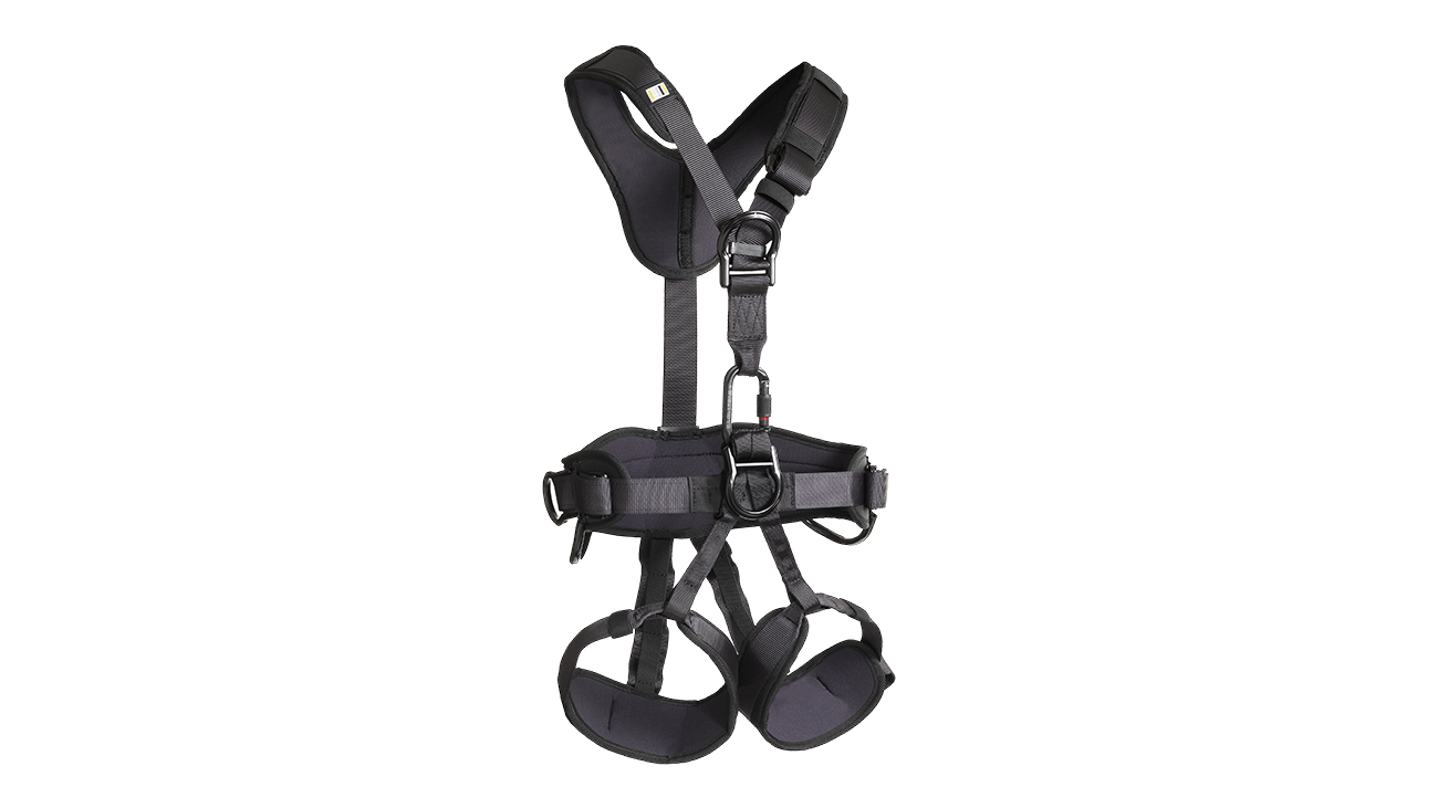 RS Noir Black Full Body Harness (front view)